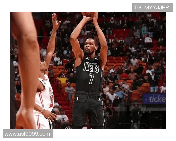 杜兰特领衔篮网对决凯尔特人精彩赛事回顾与分析